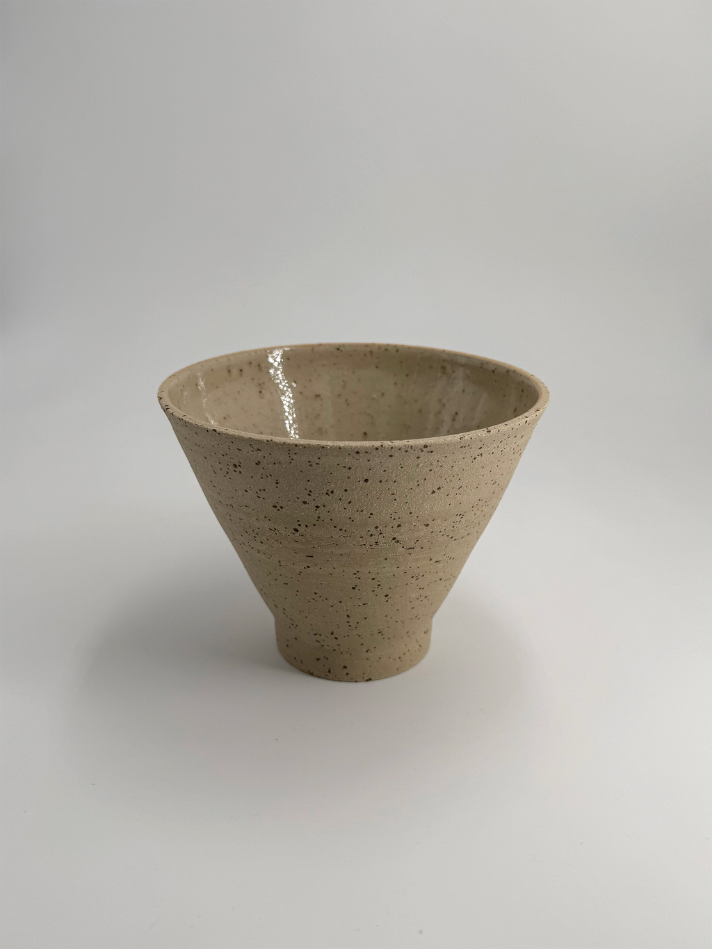 CONE BOWL RISING – m