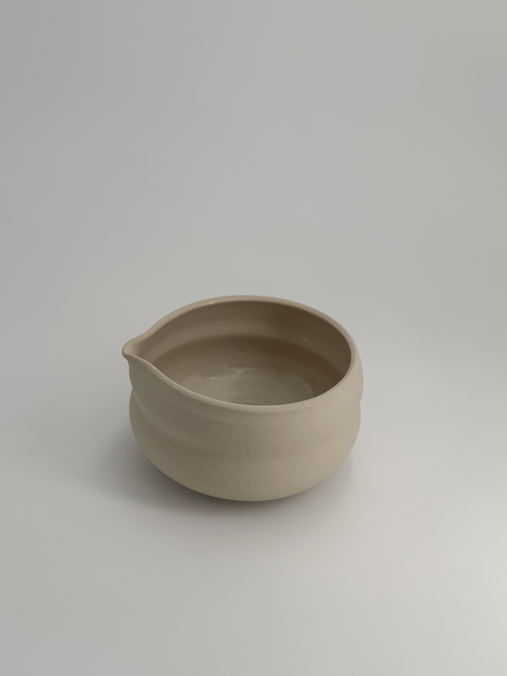 CURVES MATCHA POURER