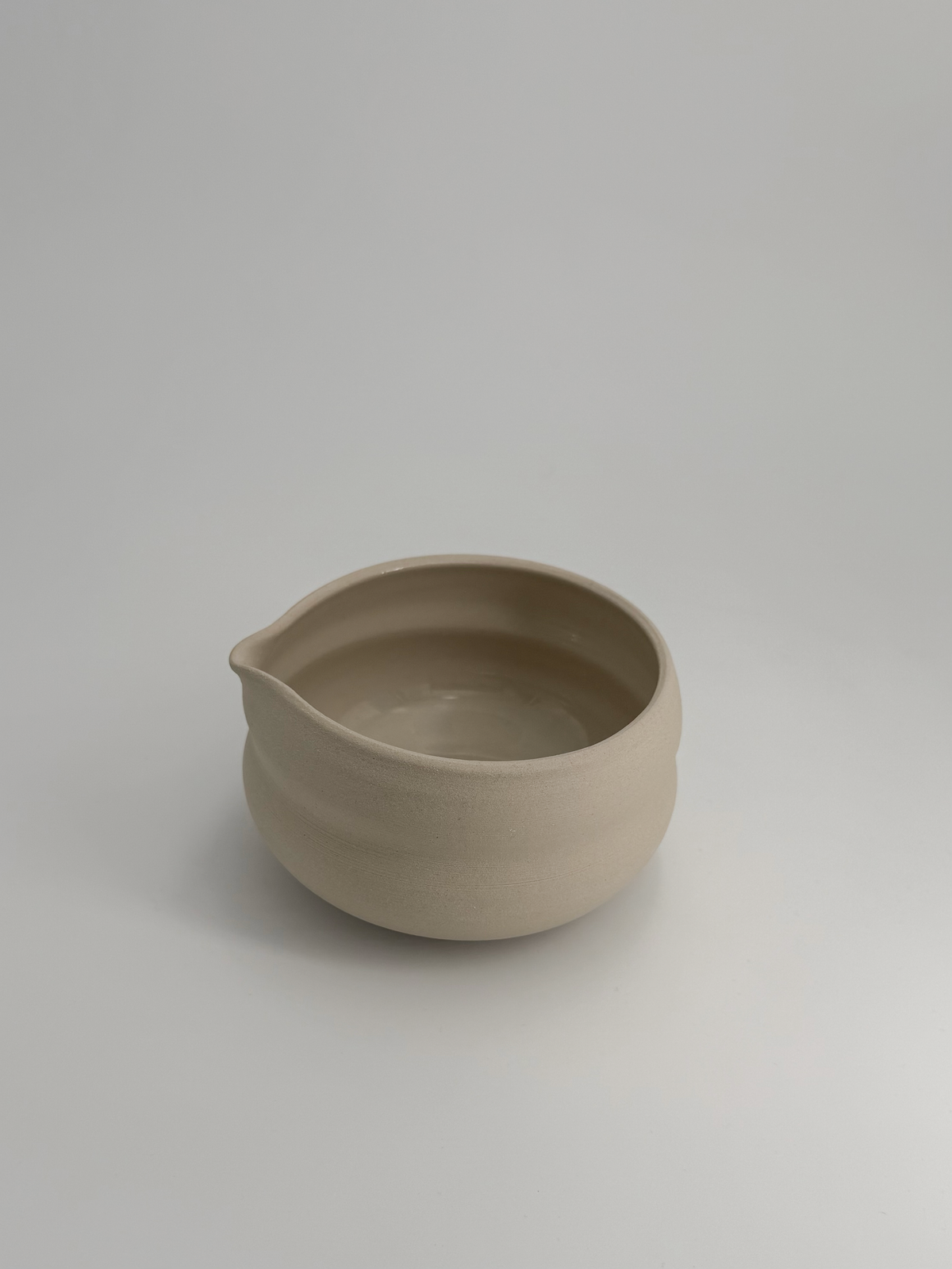 CURVES MATCHA POURER